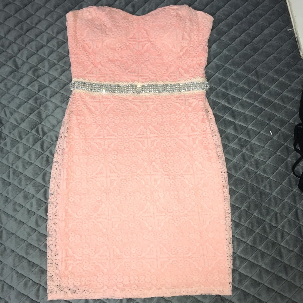 Tight Light Pink Lace Dress